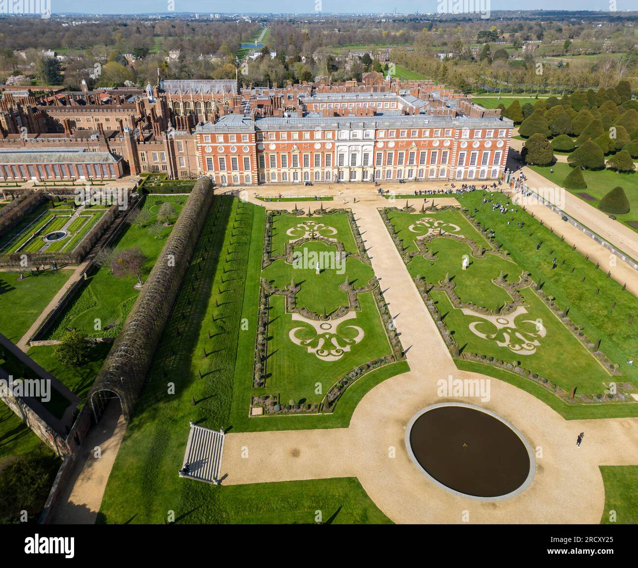 Hampton court palace aerial hi res stock photography and images Alamy
