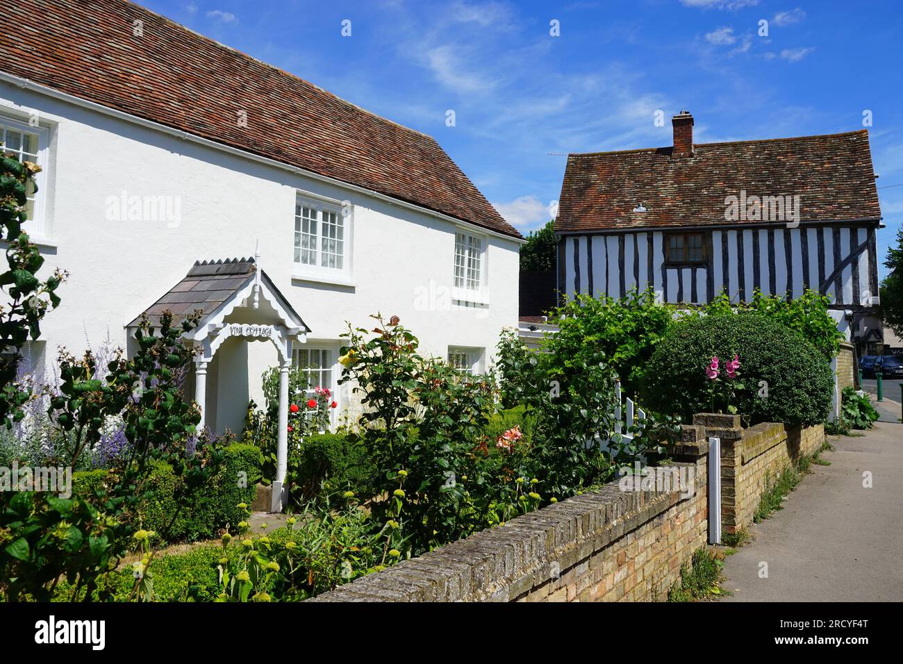 Attractive old houses on the High Street ay Ashwell Stock Photo Alamy