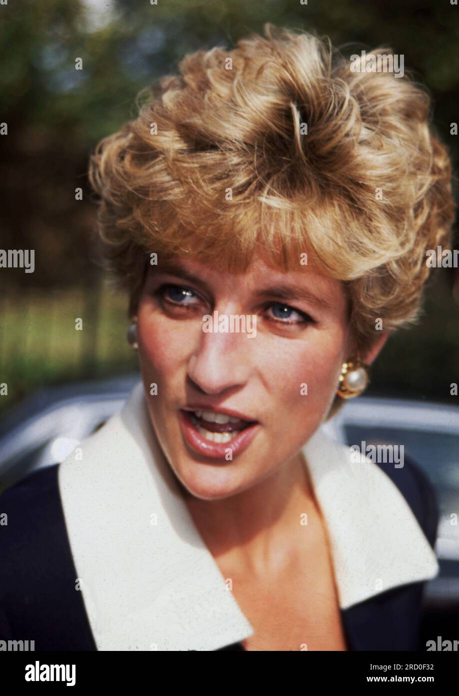 Diana, The Princess of Wales at The Guinness Trust Estate 29 September 1992   Photo by The Henshaw archive Stock Photo