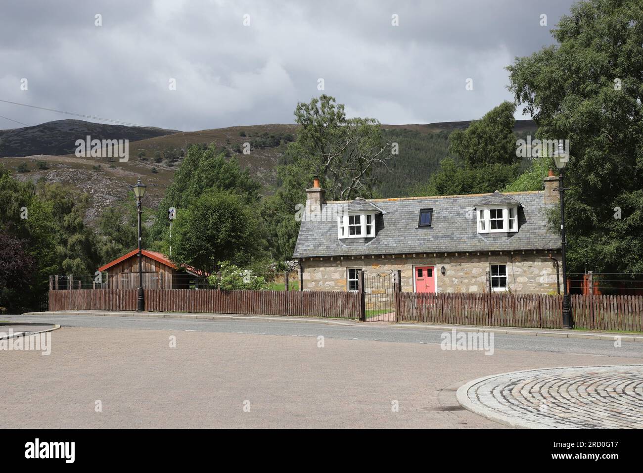 Braemar street scene Scotland July 2023 Stock Photo Alamy