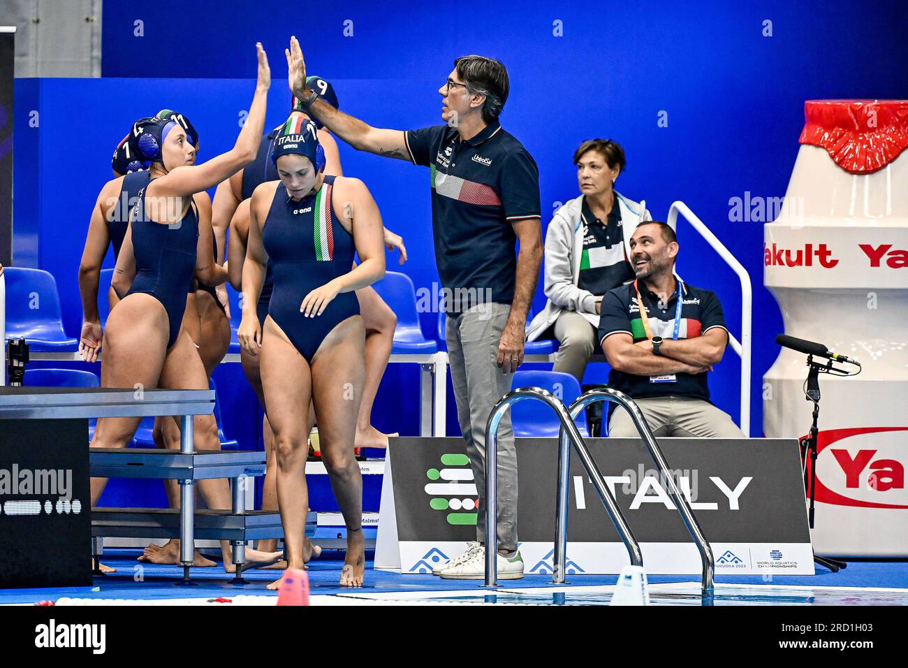 Japan south africa compete hi-res stock photography and images - Alamy