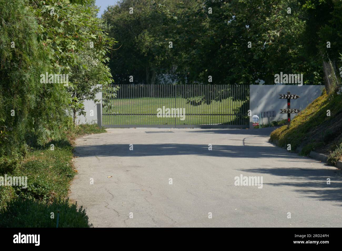 27712 pacific coast highway hires stock photography and images Alamy