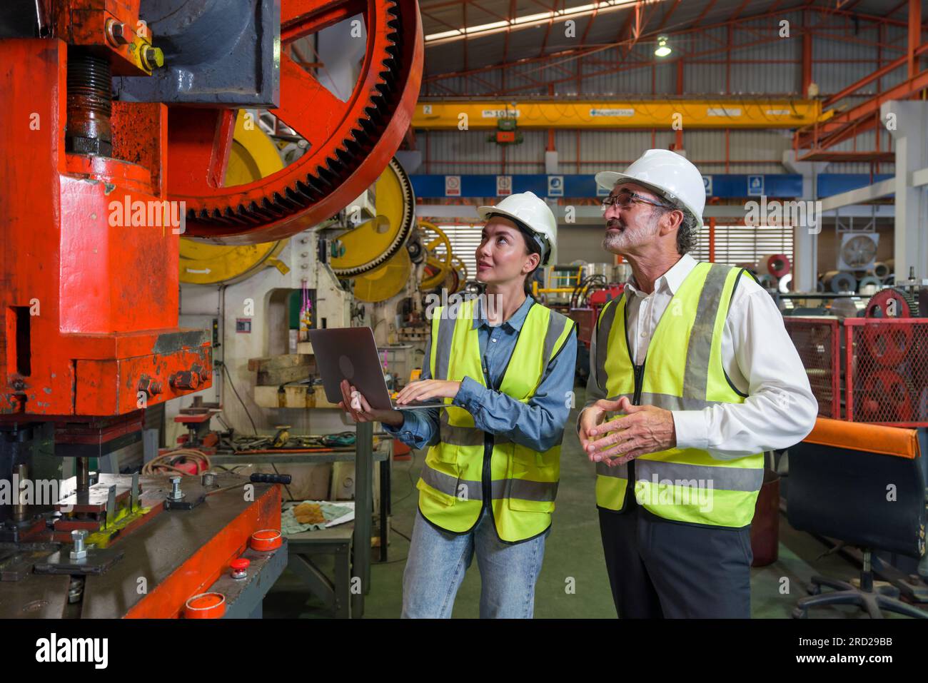 High tech assembly line hi-res stock photography and images - Alamy