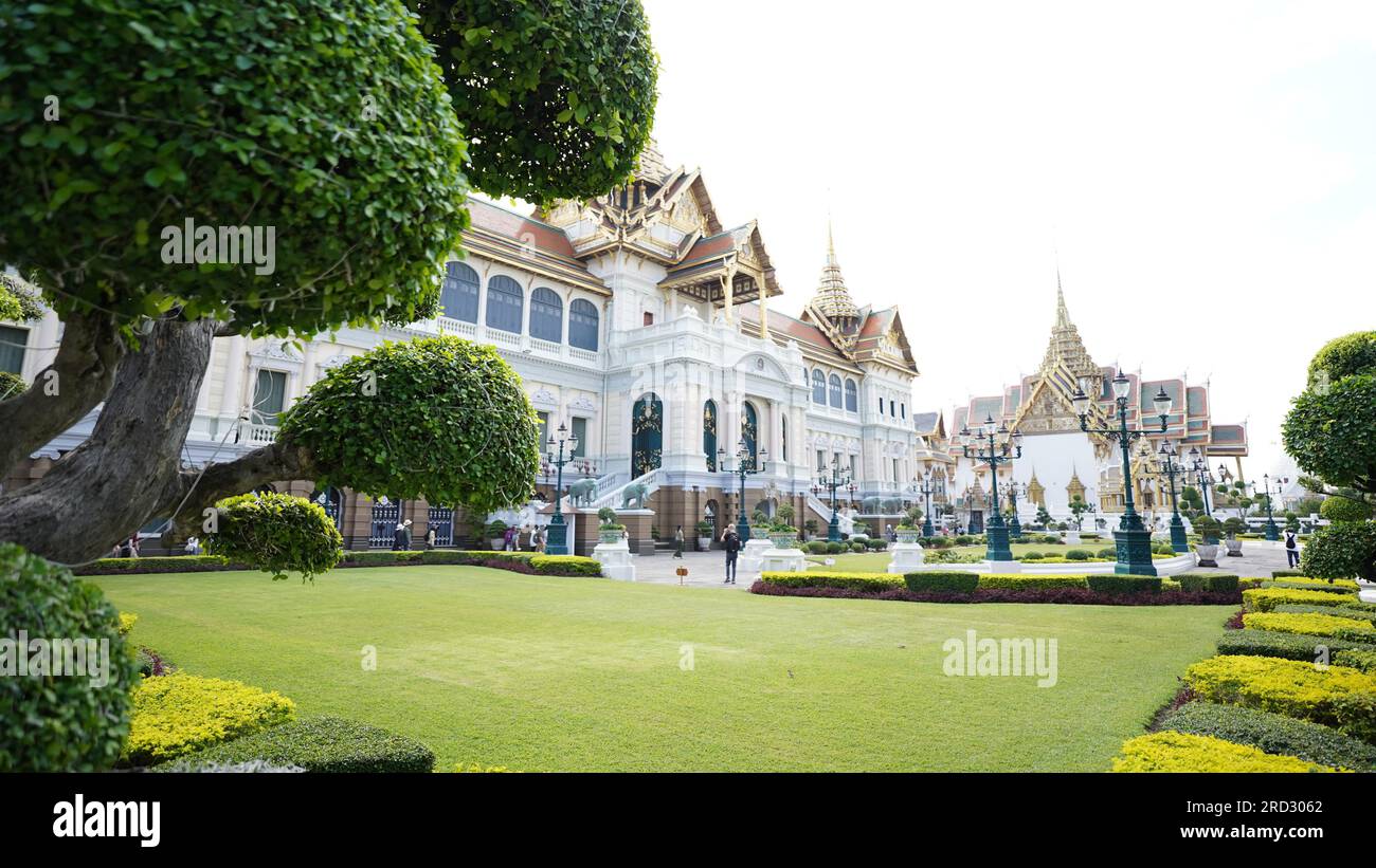 Bangkok thailand grand palace Stock Photo - Alamy