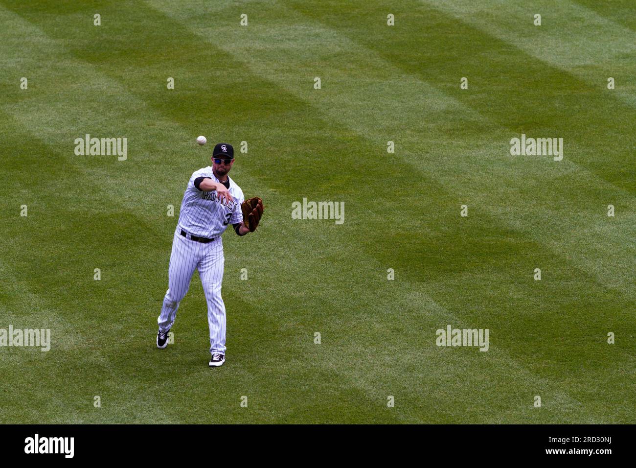 Arizona diamondbacks spectators hi-res stock photography and images - Alamy