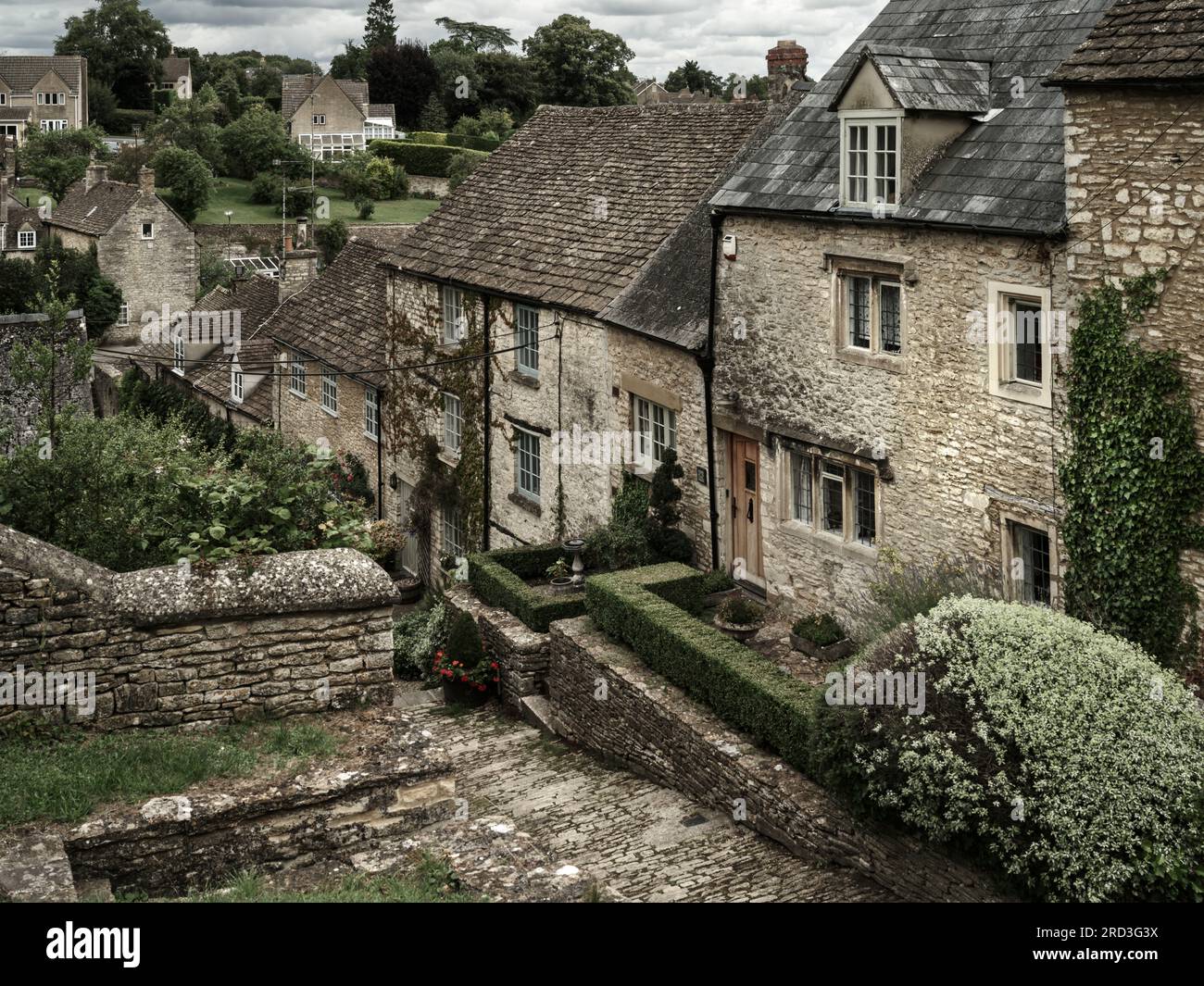 The Chipping Steps are a set of medieval cobbled steps that once formed an entrance to the Cotswold town of Tetbury in Gloucestershire. A picturesque Stock Photo