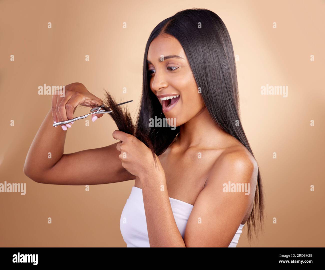 Diy haircut hi-res stock photography and images - Page 2 - Alamy