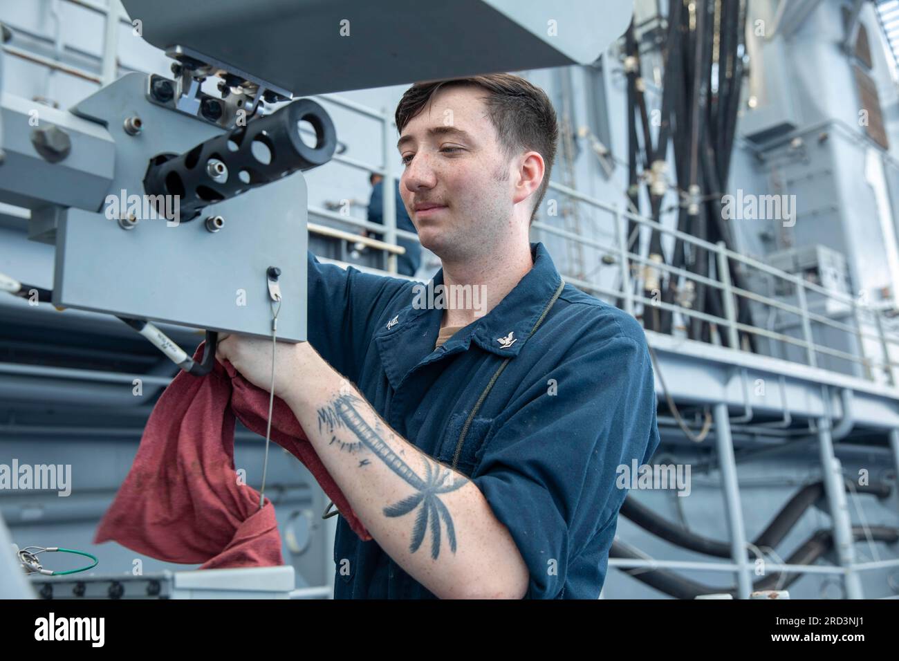 Mk38 25mmachine gun system hi-res stock photography and images - Alamy
