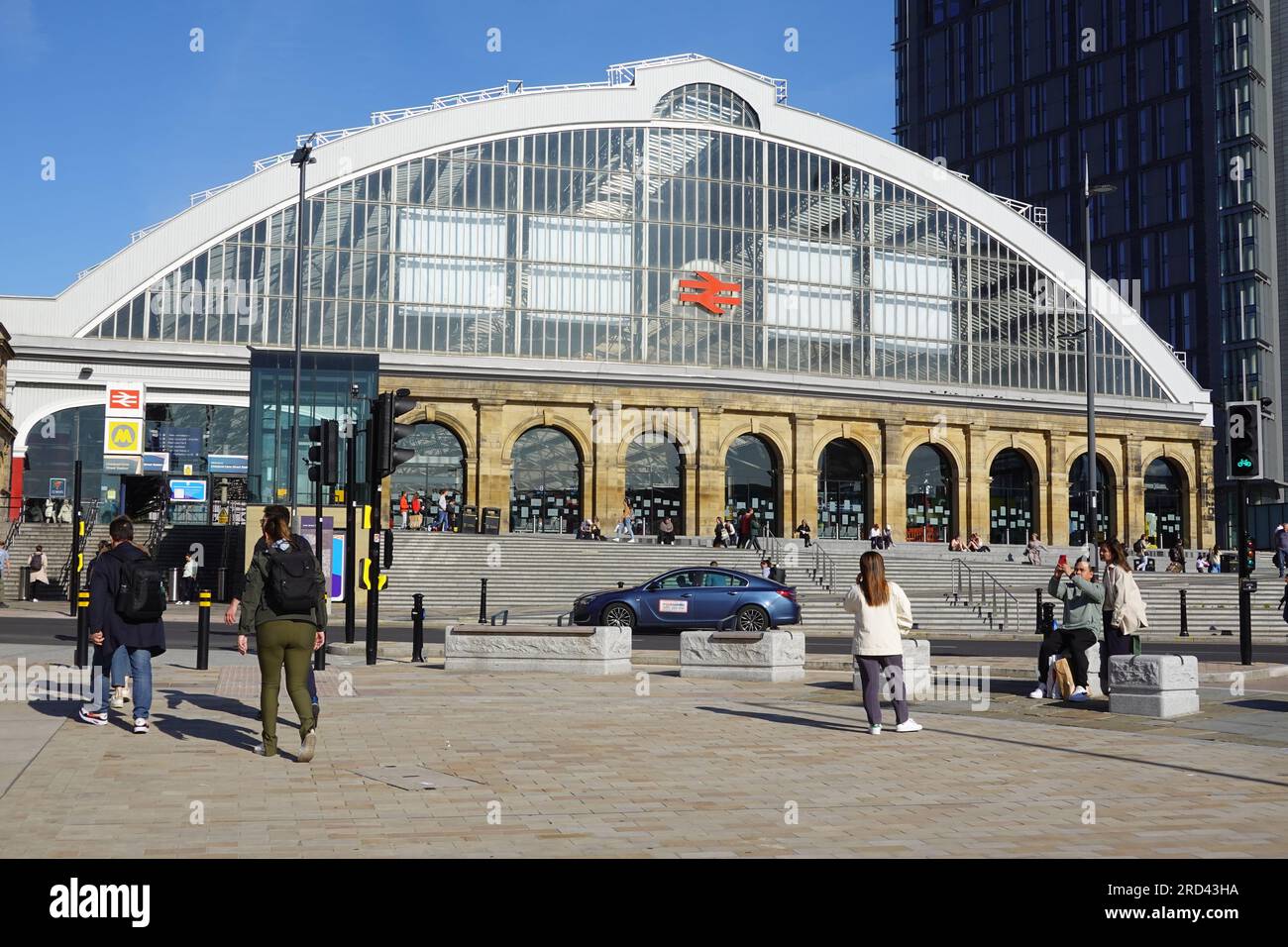 Liverpool Lime Street Station, Merseyside, UK, the oldest terminus station in the world still operating Stock Photo