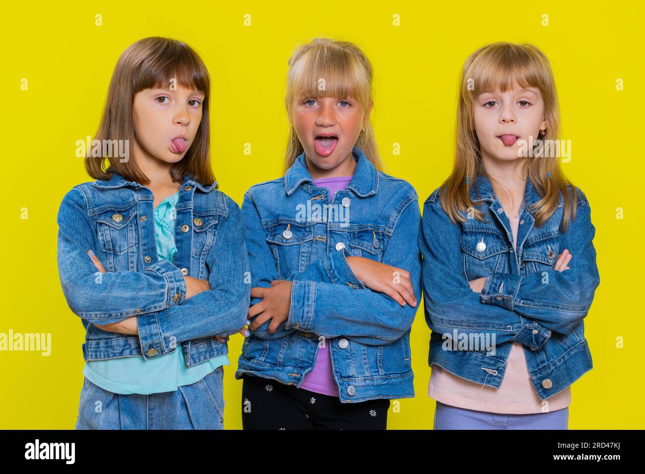 Making silly faces kids hi-res stock photography and images - Page 3 - Alamy