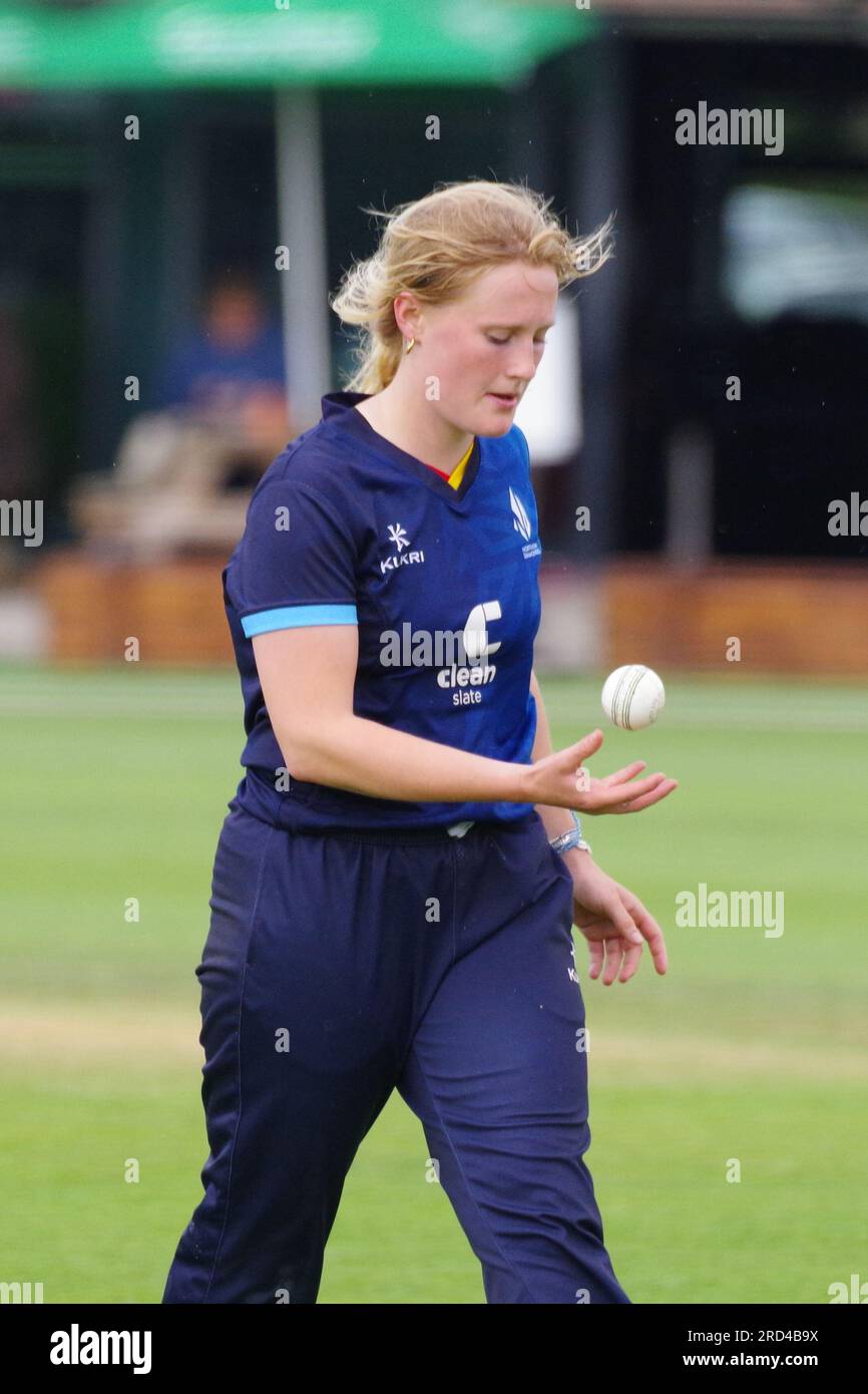 Lizzie scott hi-res stock photography and images - Alamy