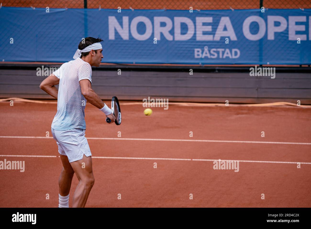 Båstad, Sweden. 07 18 2023. Tomas Martin Etecheverry against Sebastian Ofner in the first round of the Nordea Open. Daniel Bengtsson Stock Photo