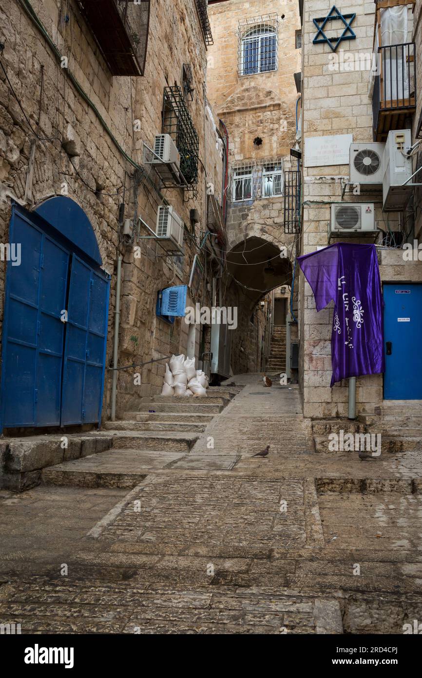 Entrance to the Jewish Quarter through the Muslim one in the Old City