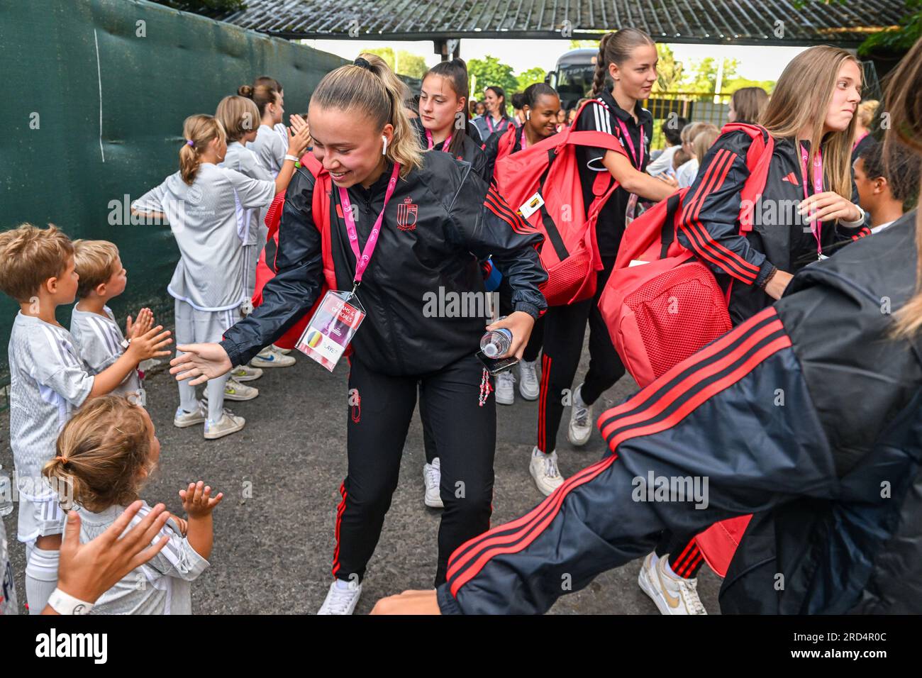 Leuven, Belgium. 18th July, 2023. Children for the guard of honor when team  Belgium arrives before a female soccer game between the national women  under 19 teams of Belgium and The Netherlands