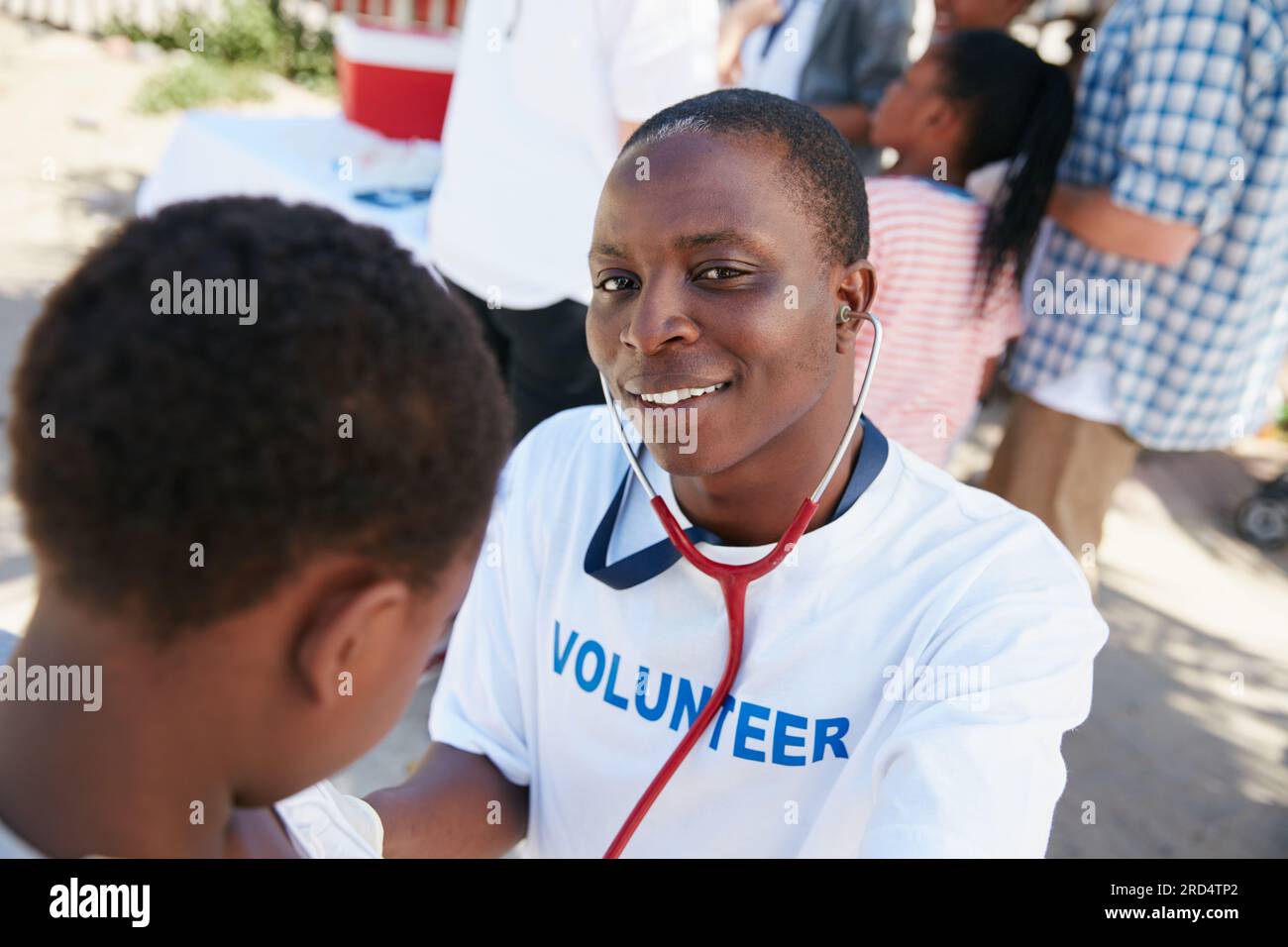 On a mission to provide great medical care. Shot of a volunteer doctor ...