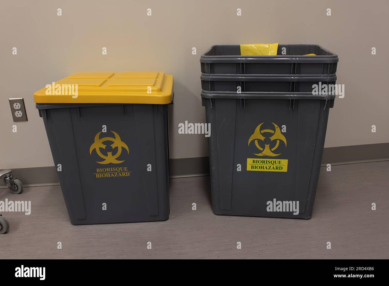 Biohazard medical waste containers Medical waste containers for needle