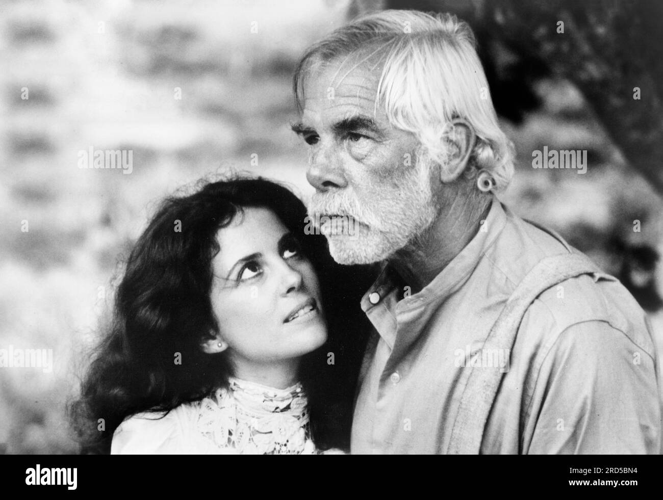 Barbara Parkins, Lee Marvin, on-set of the British Film, 'Shout At The Devil', Hemdale, American International Pictures, 1976 Stock Photo