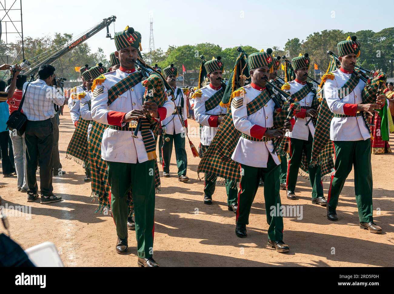 Indian bagpipe hires stock photography and images Alamy