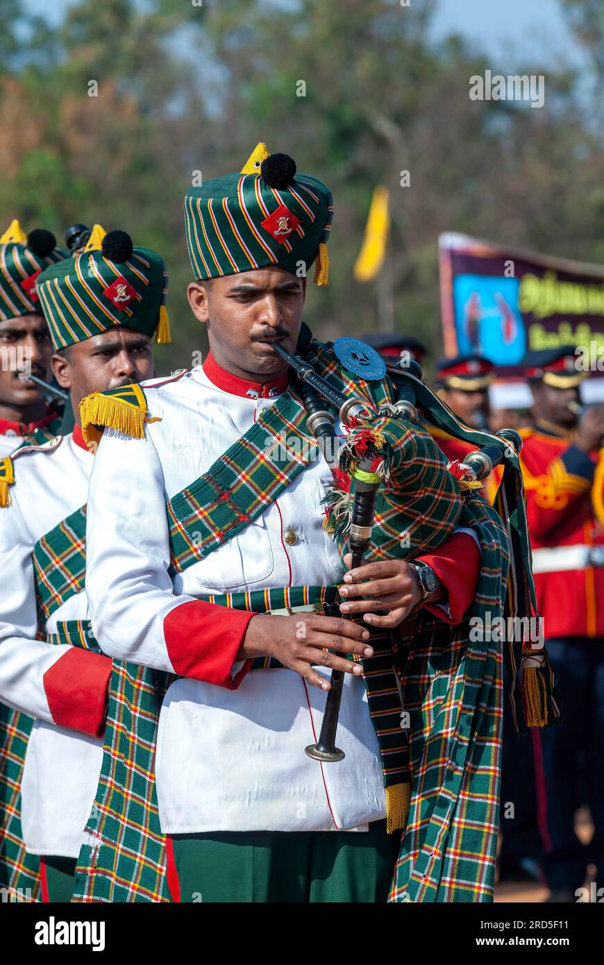 Indian bagpipe hires stock photography and images Alamy