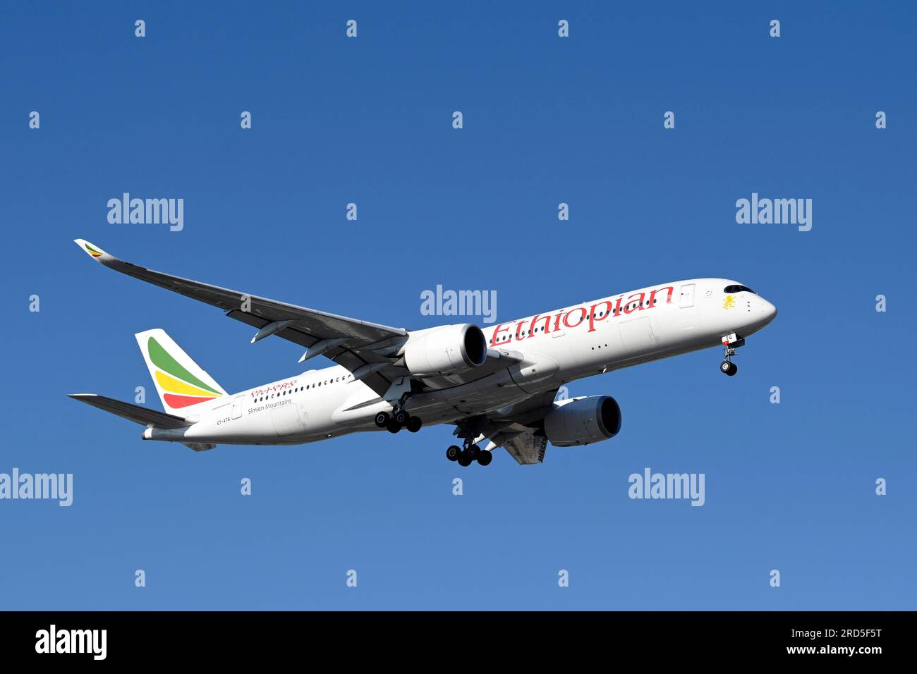Aircraft Ethiopian Airlines, Airbus A350-900, ET-ATQ Stock Photo