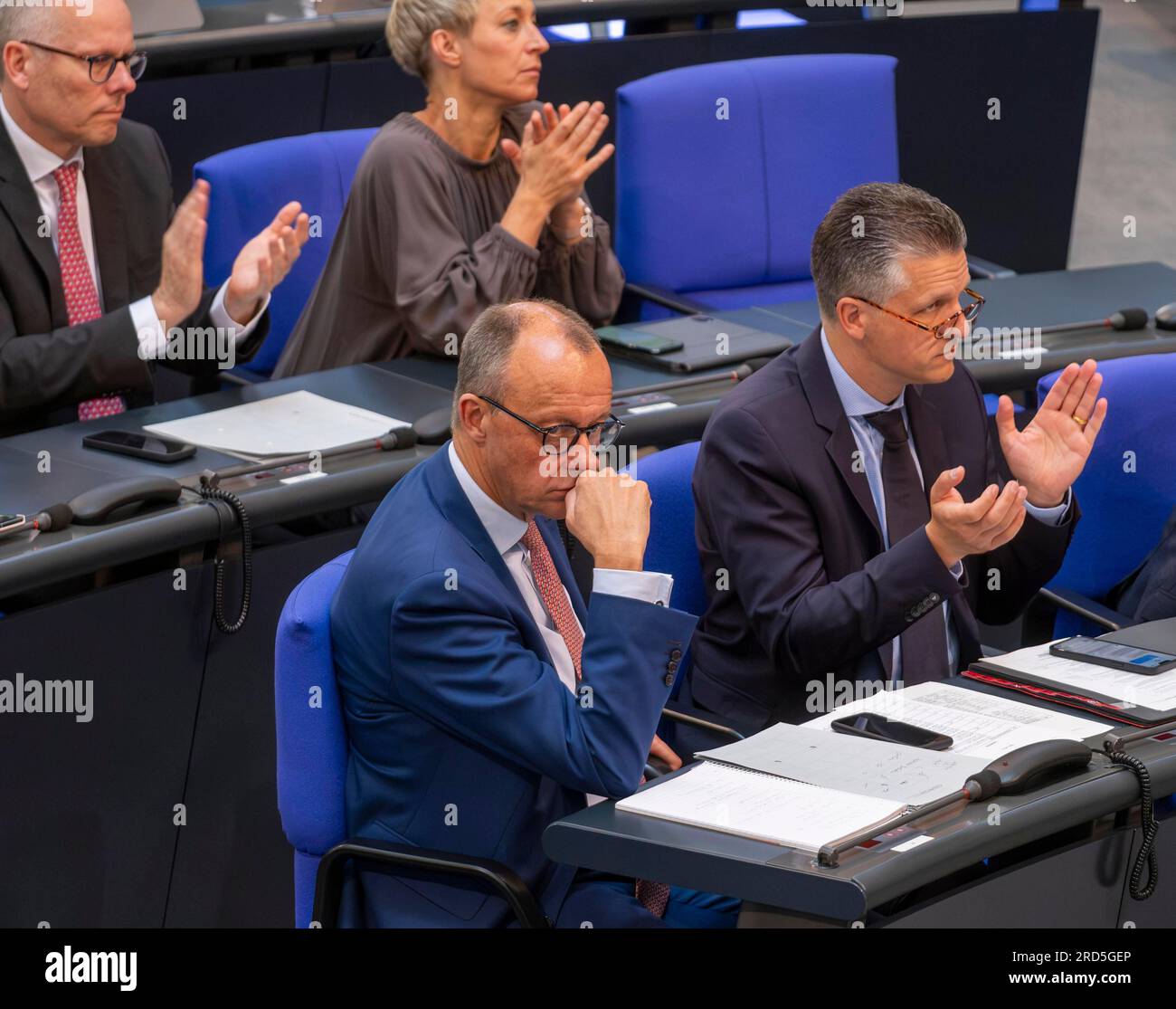 Friedrich Merz (CDU), right: Thorsten Frei, First Parliamentary ...