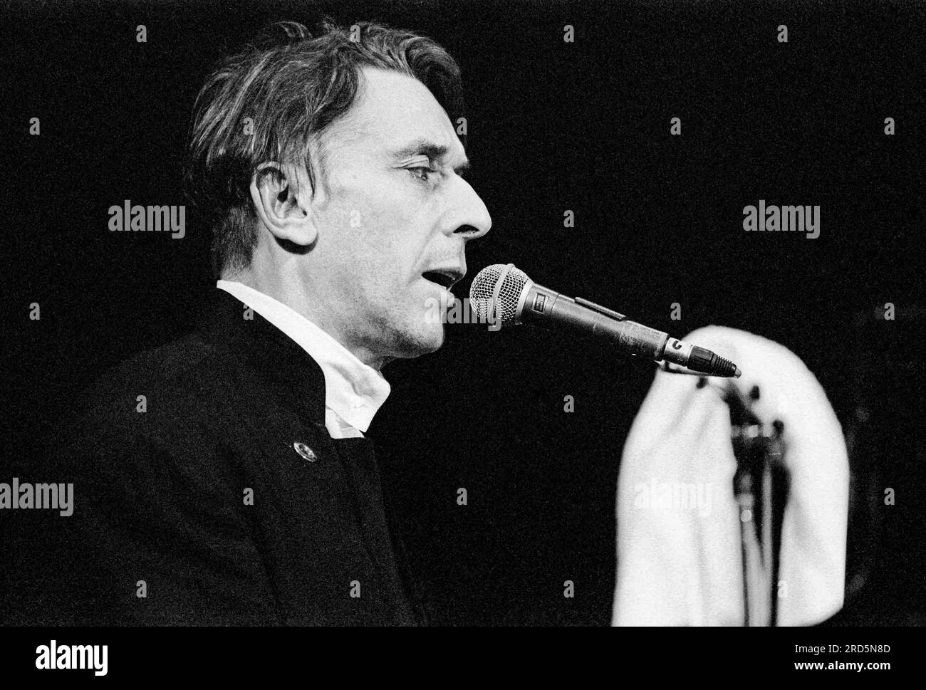 songs-for-drella-hi-res-stock-photography-and-images-alamy