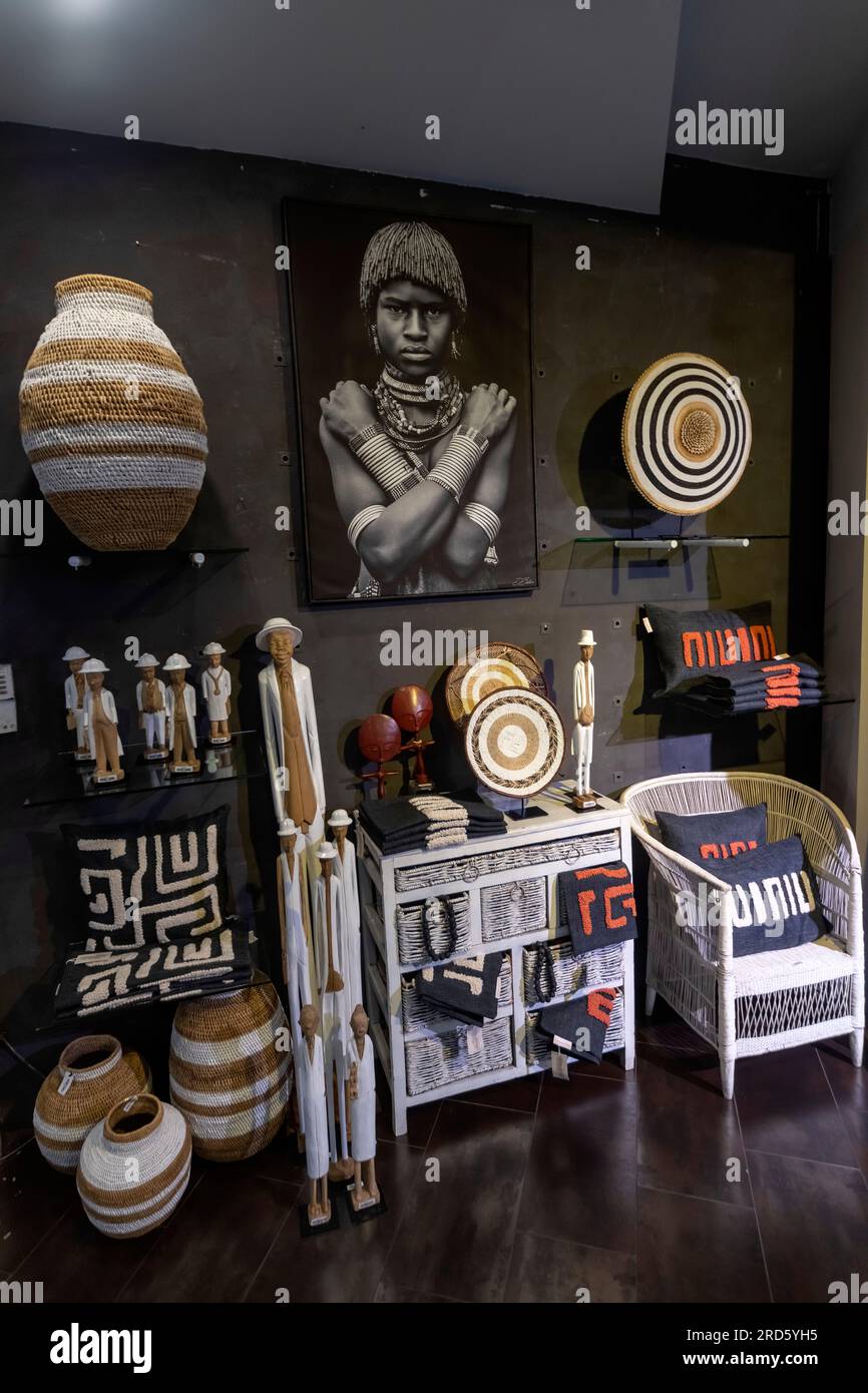 DUTY FREE SHOPS AT JOHANNESBURG INTERNATIONAL AIRPORT visual data 4