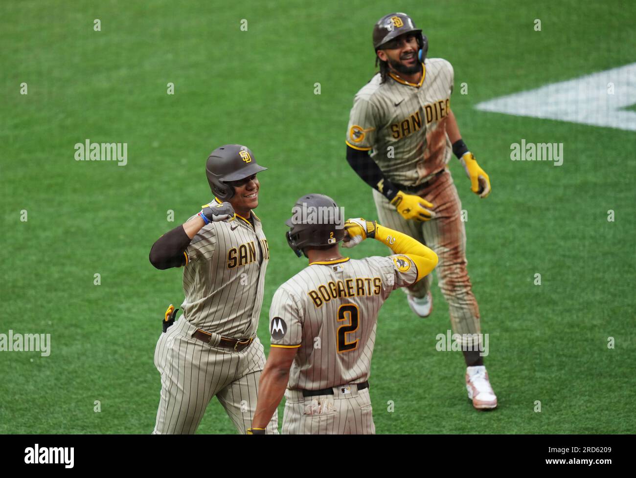 San Diego Padres left fielder Juan Soto celebrates his two-run