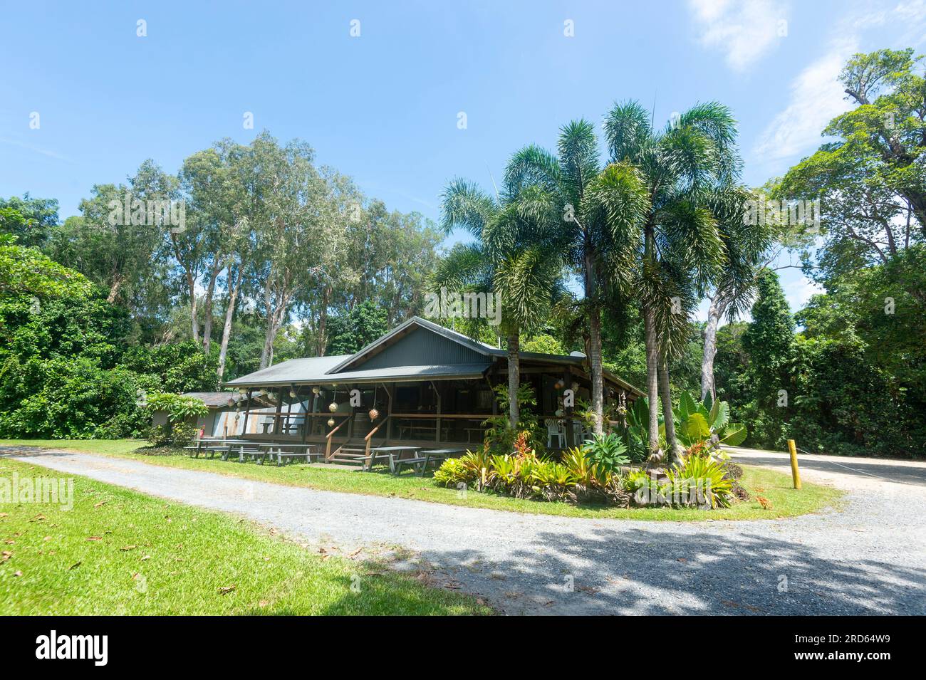 Bar and reception at the Cape Trib Camping in Daintree National Park