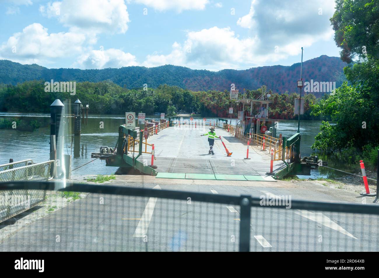 Daintree River cable ferry giving access to Daintree National Park, Far
