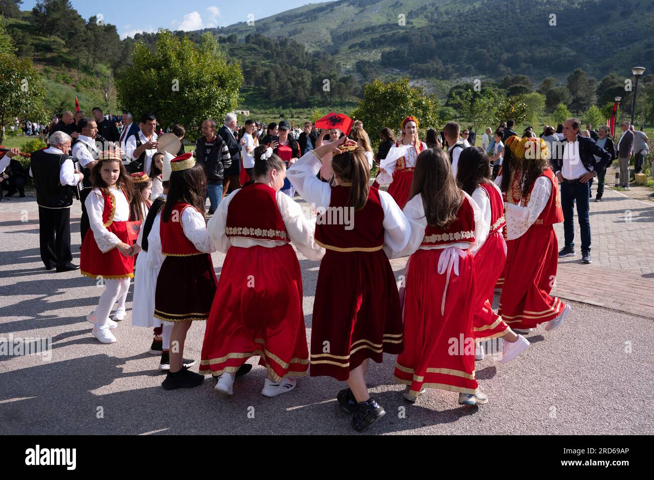 Gjirokastra, Albania. 05th May, 2023. A dance group at a campaign event. Credit: Sebastian Kahnert/dpa/Alamy Live News Stock Photo