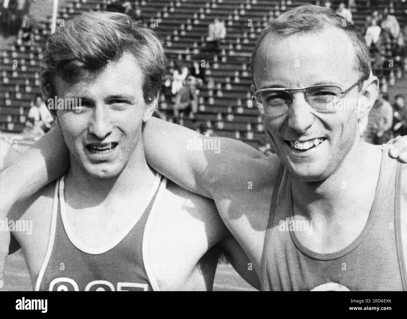 Wucherer, Gerhard, * 11.2.1948, German athlete (left), with Gert Metz, Summer Olympic Games, ADDITIONAL-RIGHTS-CLEARANCE-INFO-NOT-AVAILABLE Stock Photo