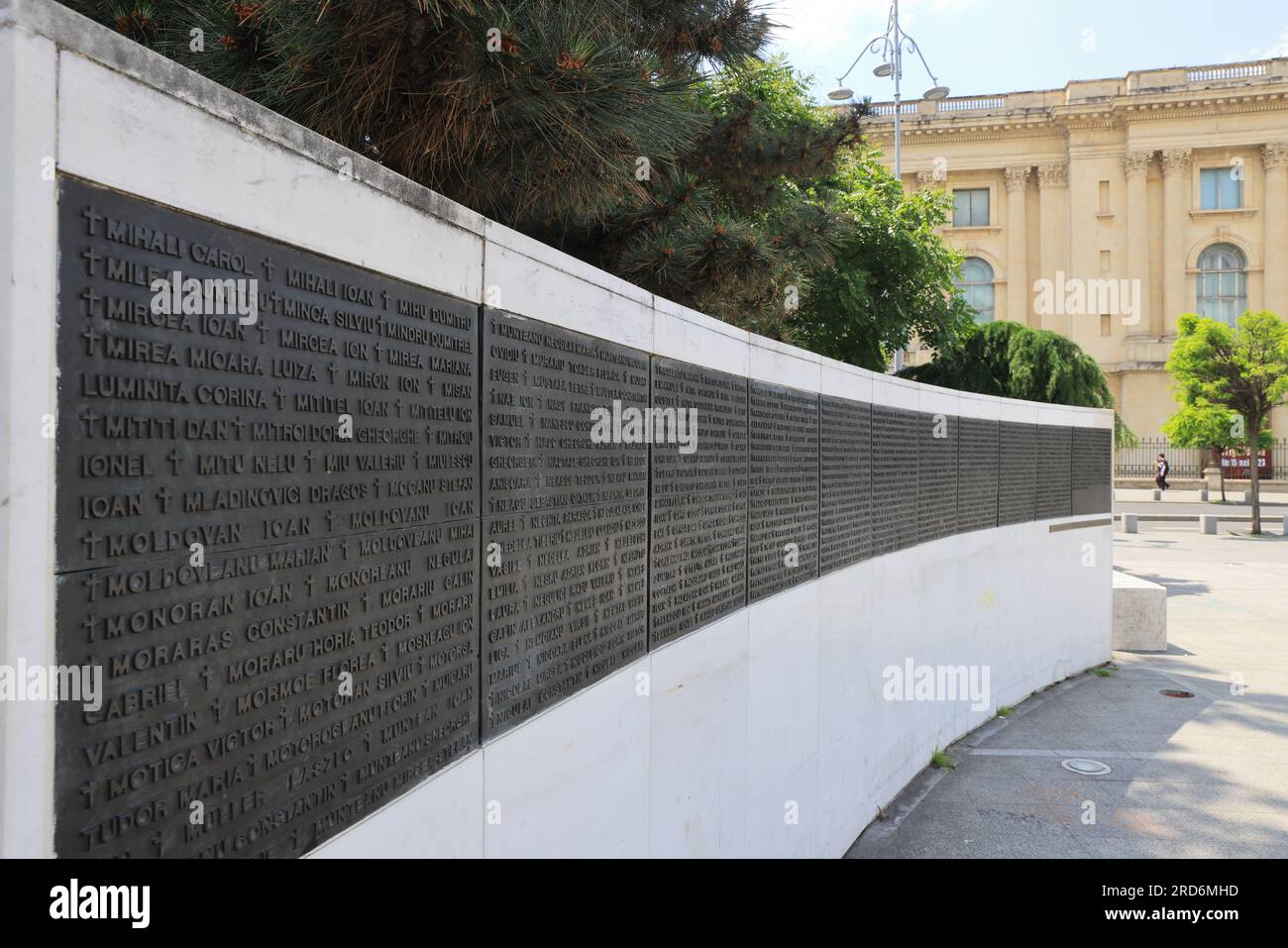 1989 heroes wall, commemorating the victims of December 1989, on Revolution Square, Bucharest, Romania Stock Photo