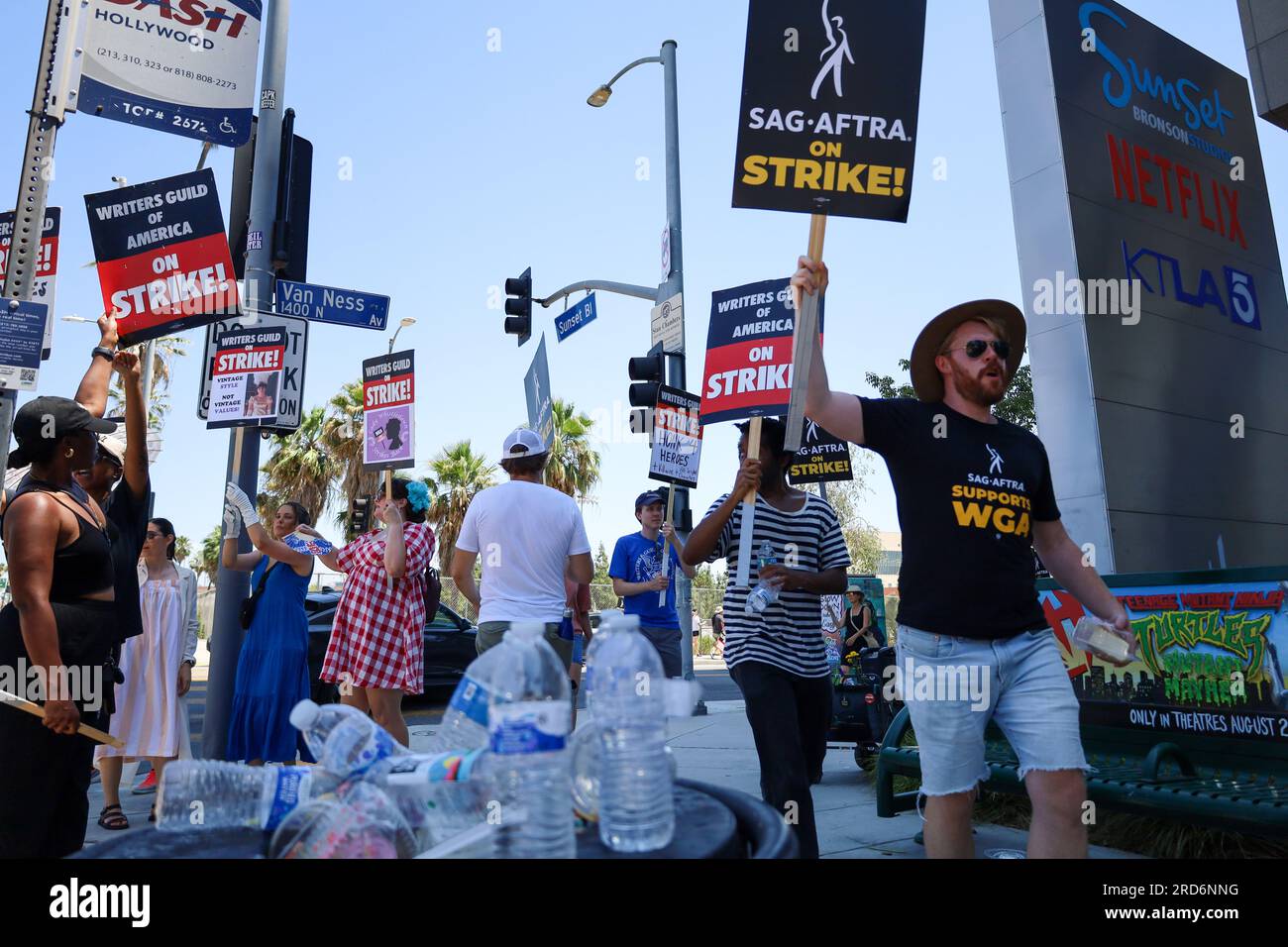 Hollywood, California, U.S.A. 18th July, 2023. Hollywood Actors join Writers (who have been striking for two months) on the second day of the Screen Actors Guild Strike, in front of the Netflix Headquarters and Sunset Studios in Hollywood, CA. Spirits were high in spite of the Extreme Heat warning underway in Los Angeles, and hot tempers over perceived corporate greed and the failure of movie and television Studio executives to meet their needs. Credit: ZUMA Press, Inc./Alamy Live News Stock Photo