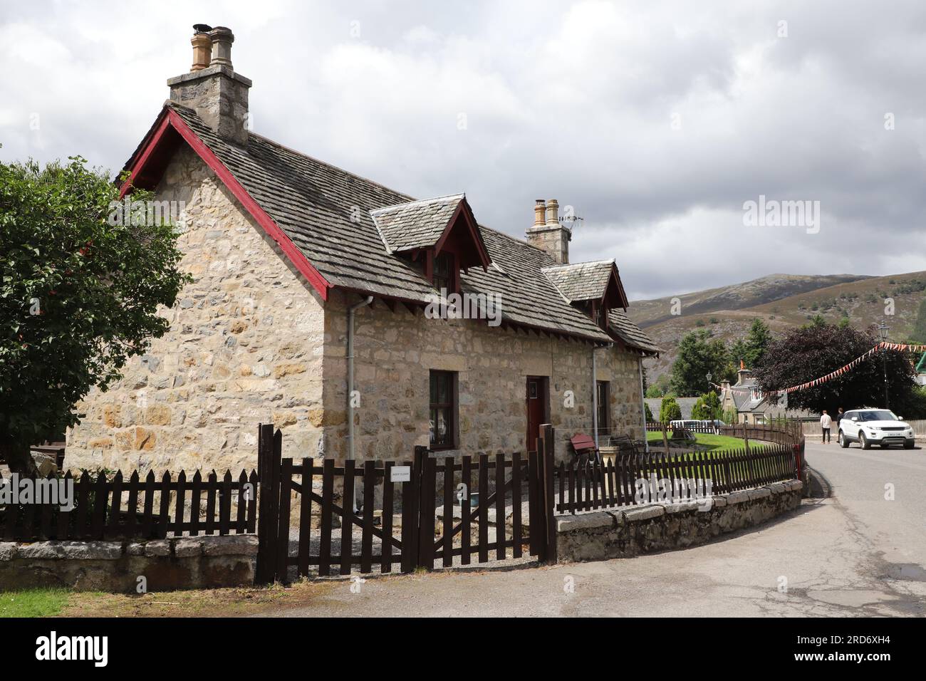 Braemar street scene Scotland July 2023 Stock Photo Alamy