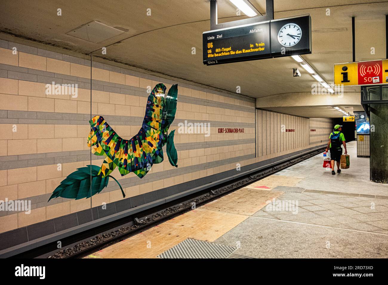 U Kurt Schumacher Platz, Underground U-bahn Railway station
