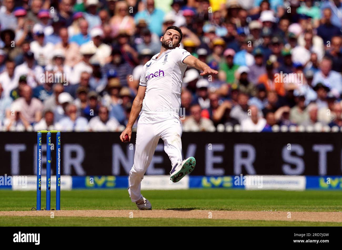 England's Mark Wood bowling during day one of the fourth LV= Insurance Ashes Series test match at Emirates Old Trafford, Manchester. Picture date: Wednesday July 19, 2023. Stock Photo