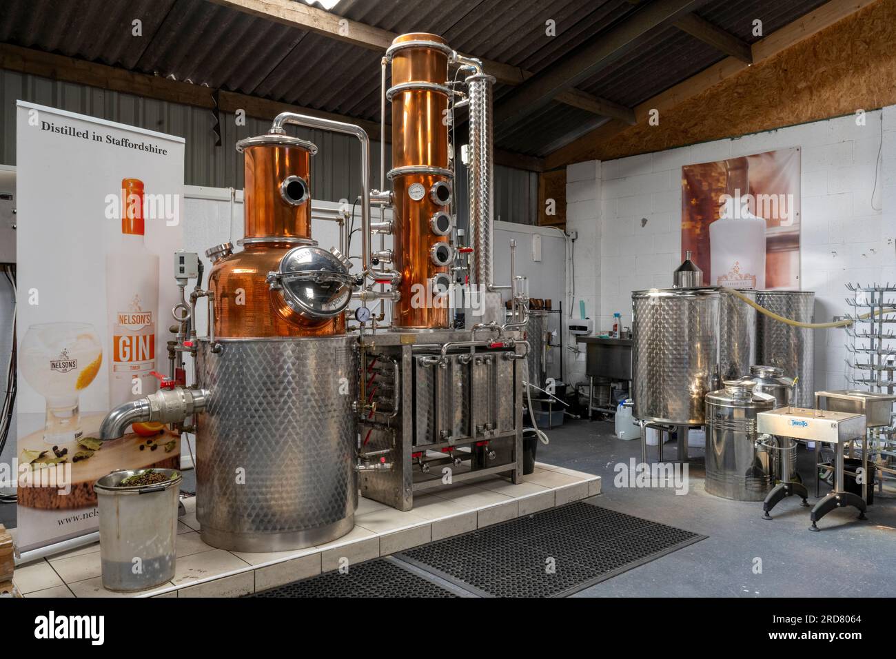 Nelson's Distillery, Grindley Business Village, Uttoxeter, Staffordshire, England, UK - view of copper and stainless steel distillery and still. Stock Photo