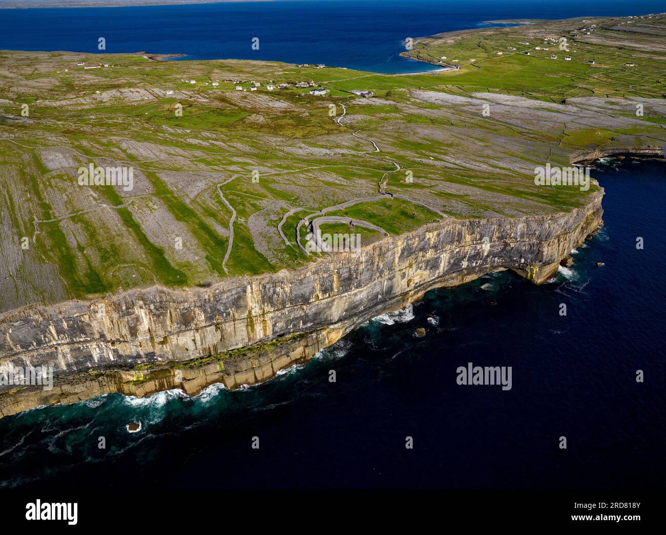 Dun aengus fort aerial hi-res stock photography and images - Alamy
