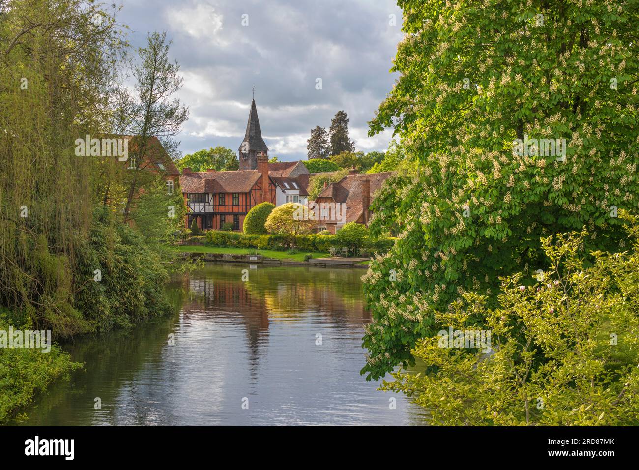 View of church and village on the River Thames, Pangbourne, Berkshire, England, United Kingdom, Europe Stock Photo