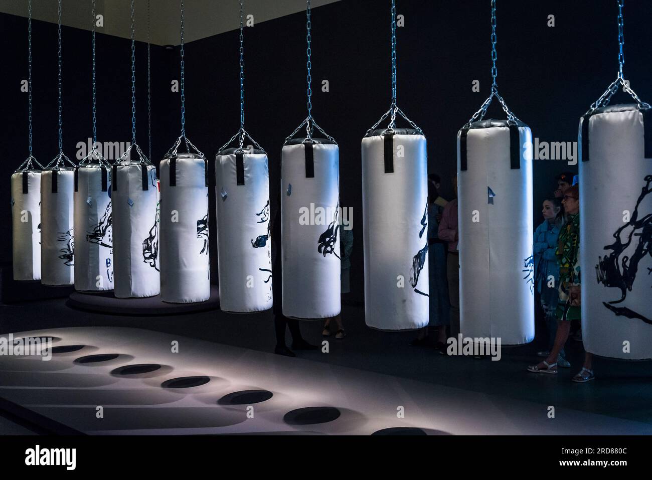 Punching bags hi-res stock photography and images - Alamy