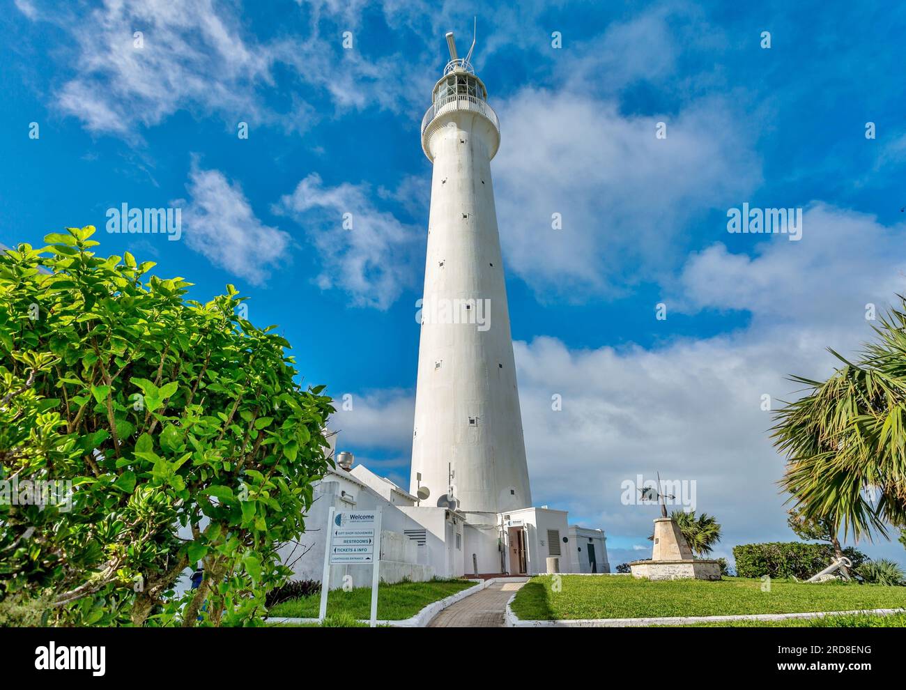 Gibb's Hill Lighthouse, built of cast iron in London and erected by the Royal Engineers in 1844, still in use, Southampton Parish, Bermuda, Atlantic Stock Photo