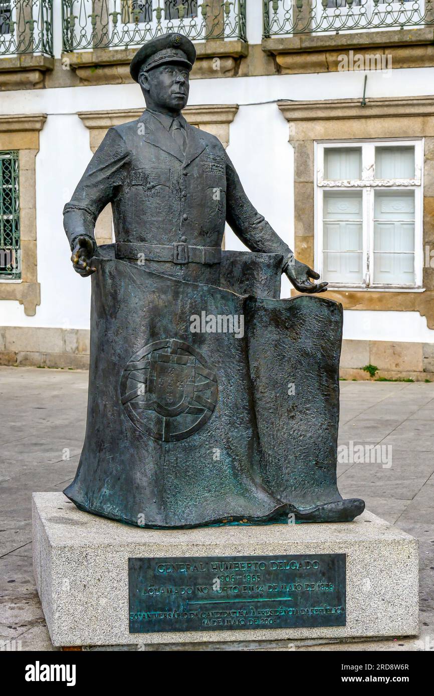 Porto, Portugal, General Humberto Delgado statue or metal sculpture. Stock Photo