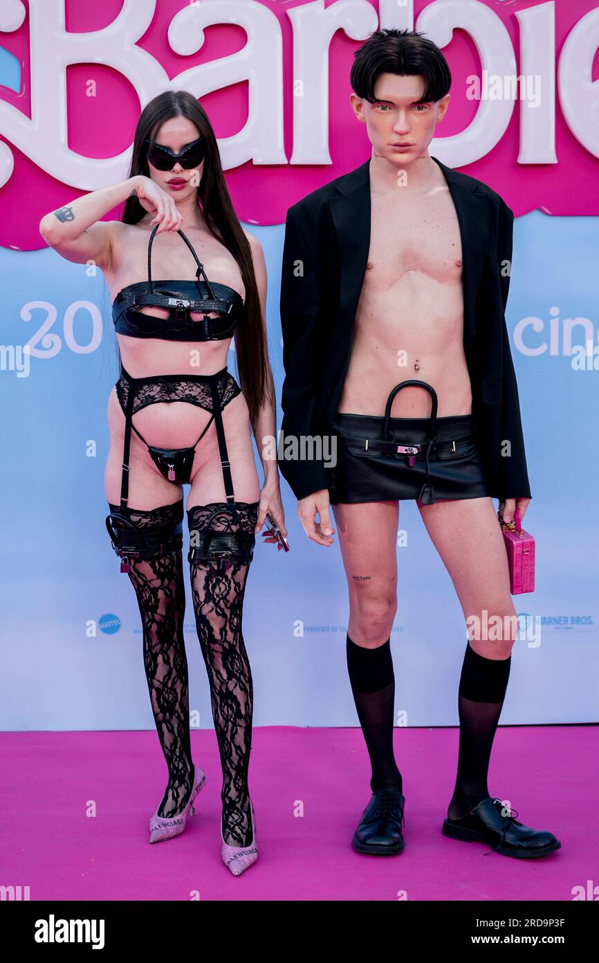 sex doll madrid Friends share a sex toy – Best Love Sex Doll main image 1