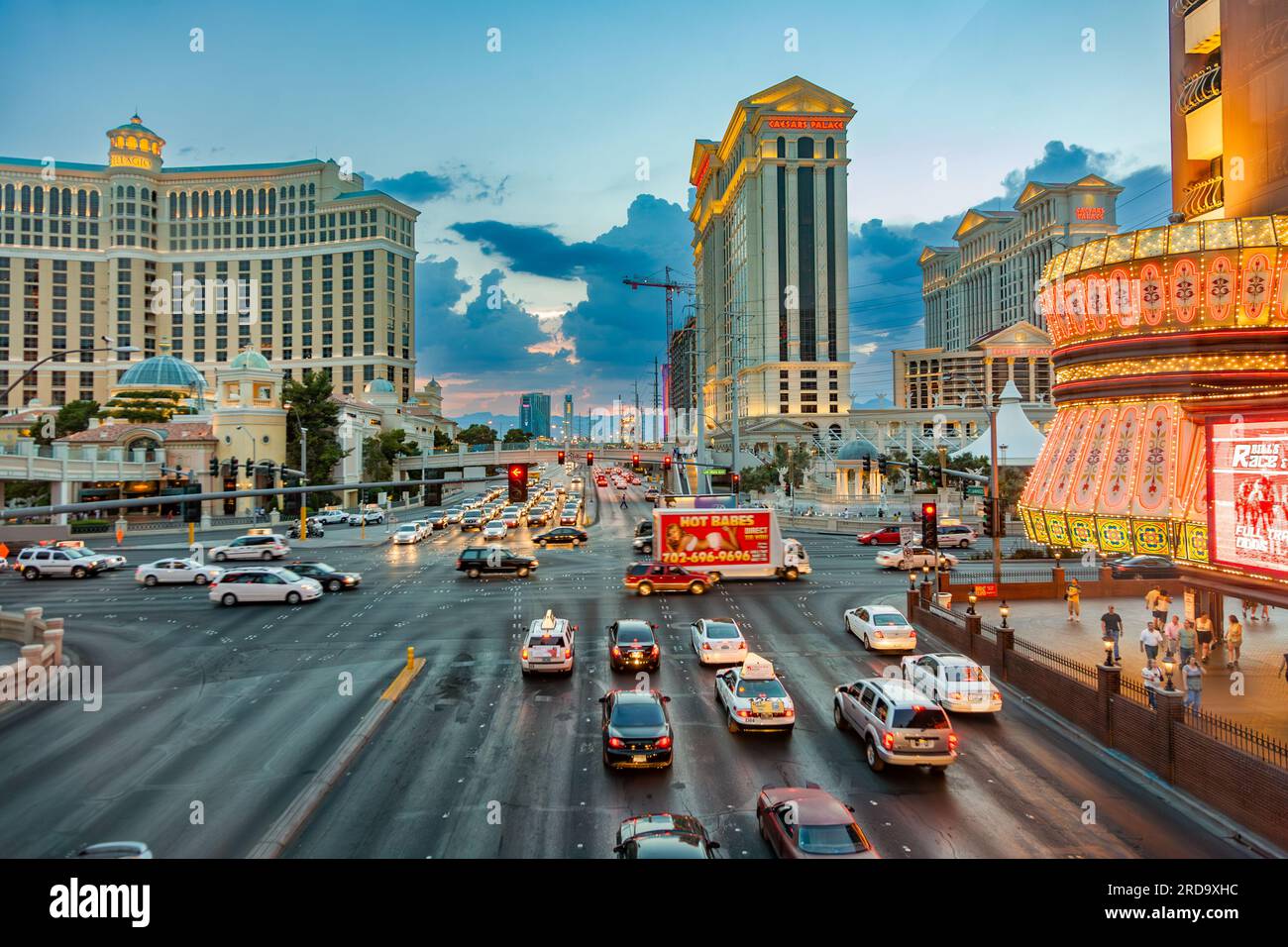 How to get to The Colosseum At Caesars Palace in Paradise by Bus?