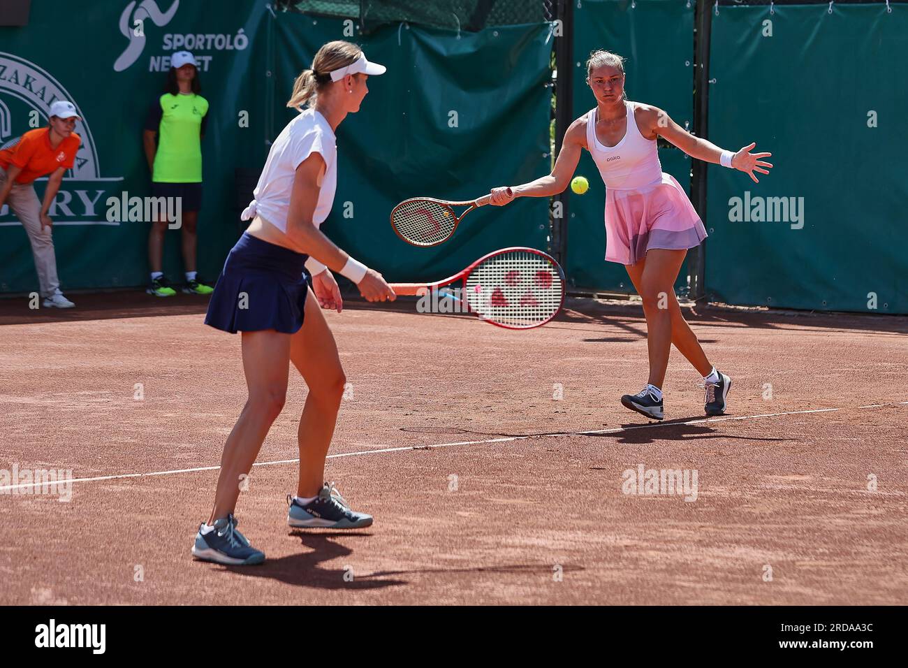 Budapest, Central Hungary, Hungary. 19th July, 2023. RENATA VORACOVA of Czech Republic, KATERYNA VOLODKO of Ukraine in action during the HUNGARIAN GRAND PRIX - Budapest - Womens Tennis, WTA250 (Credit Image: © Mathias Schulz/ZUMA Press Wire) EDITORIAL USAGE ONLY! Not for Commercial USAGE! Stock Photo