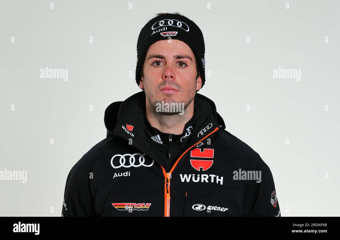 Fischer Thomas Porträt Ski Cross DSV Einkleidung in Herzogenaurach am 30.10.2012 Stock Photo