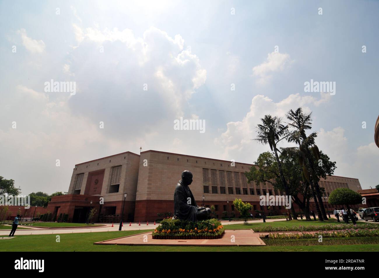 New Delhi, Delhi, India. 20th July, 2023. Old & New Parliament House Building During the First day of monsoon session in New Delhi, on Thursday, July 20, 2023. Narendra Modi Thursday Photo by Ravi Batra/INDIA (Credit Image: © Ravi Batra/ZUMA Press Wire) EDITORIAL USAGE ONLY! Not for Commercial USAGE! Stock Photo