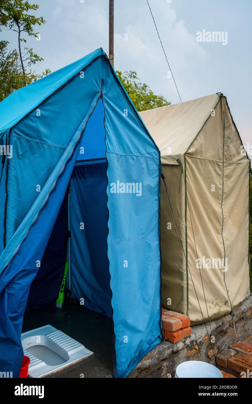 Toilet tents hi res stock photography and images Alamy