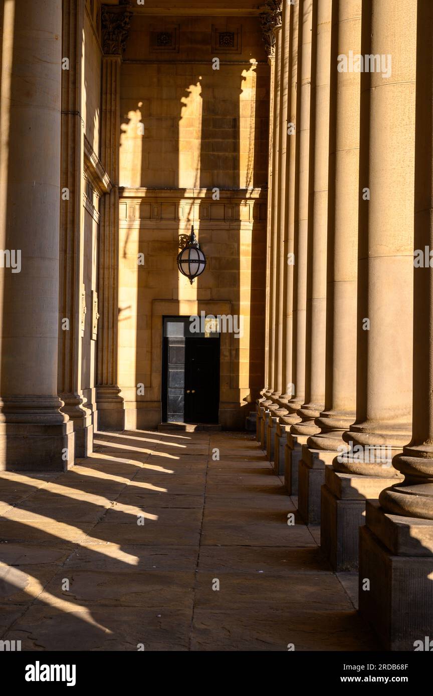 Marble effect pillars added style to the Townhall classical architecture in Leeds, UK Stock Photo